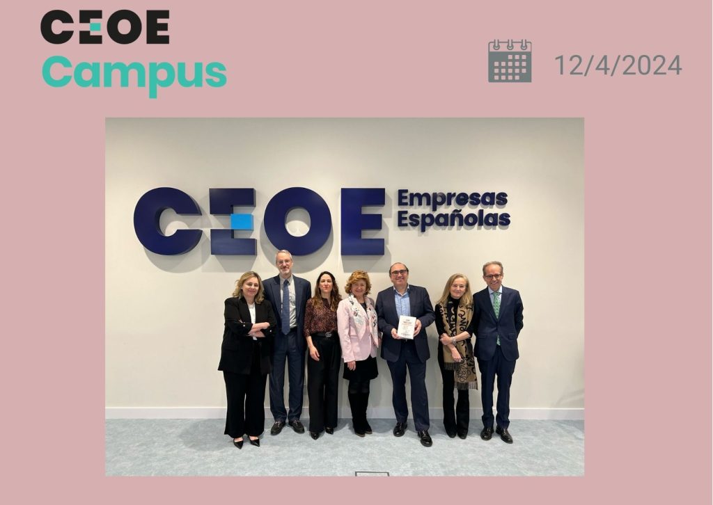 La foto es una foto de los ponentes en la mesa redonda de CEOE Campus: María Teresa Gomez Condado, ha acompañado a Susana Quintás Veloso, Manuel Monterrubio, Joaquina Garrido-Arroquia Noves, Francisco (Patxi) Barceló, Myriam Alcaide y Luis Sanchez Quintana,