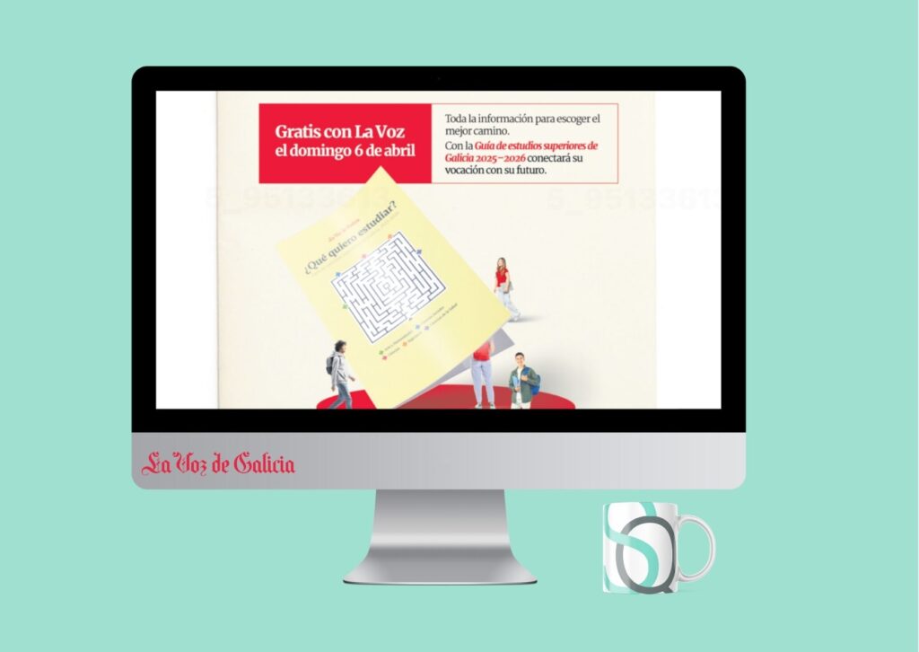 Pantalla de ordenador mostrando la portada de la Guía de Estudios Superiores de Galicia 2025-2026, con jóvenes alrededor de una gran publicación titulada “¿Qué quiero estudiar?”, sobre fondo claro, junto a una taza blanca con el logo de La Voz de Galicia.